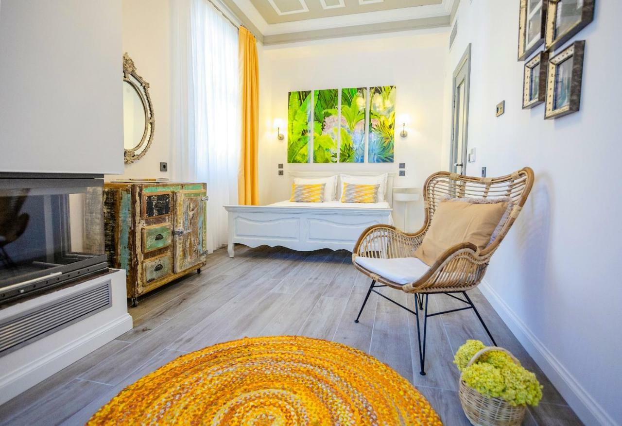 Otel Fanari ボズカーダ エクステリア 写真